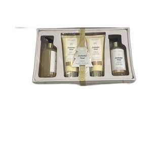 Russell Windsor London Perfumers Enchanted Forest Vanilla Almond Bathing 4pc Set